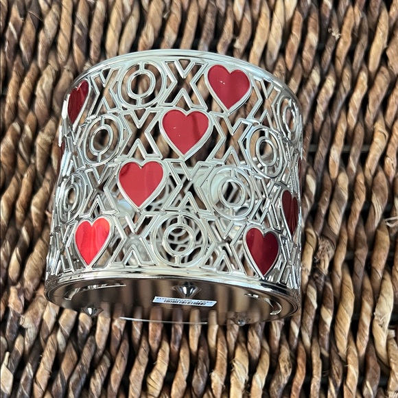 Silver and Red XO Candle Holder - Picture 4 of 4